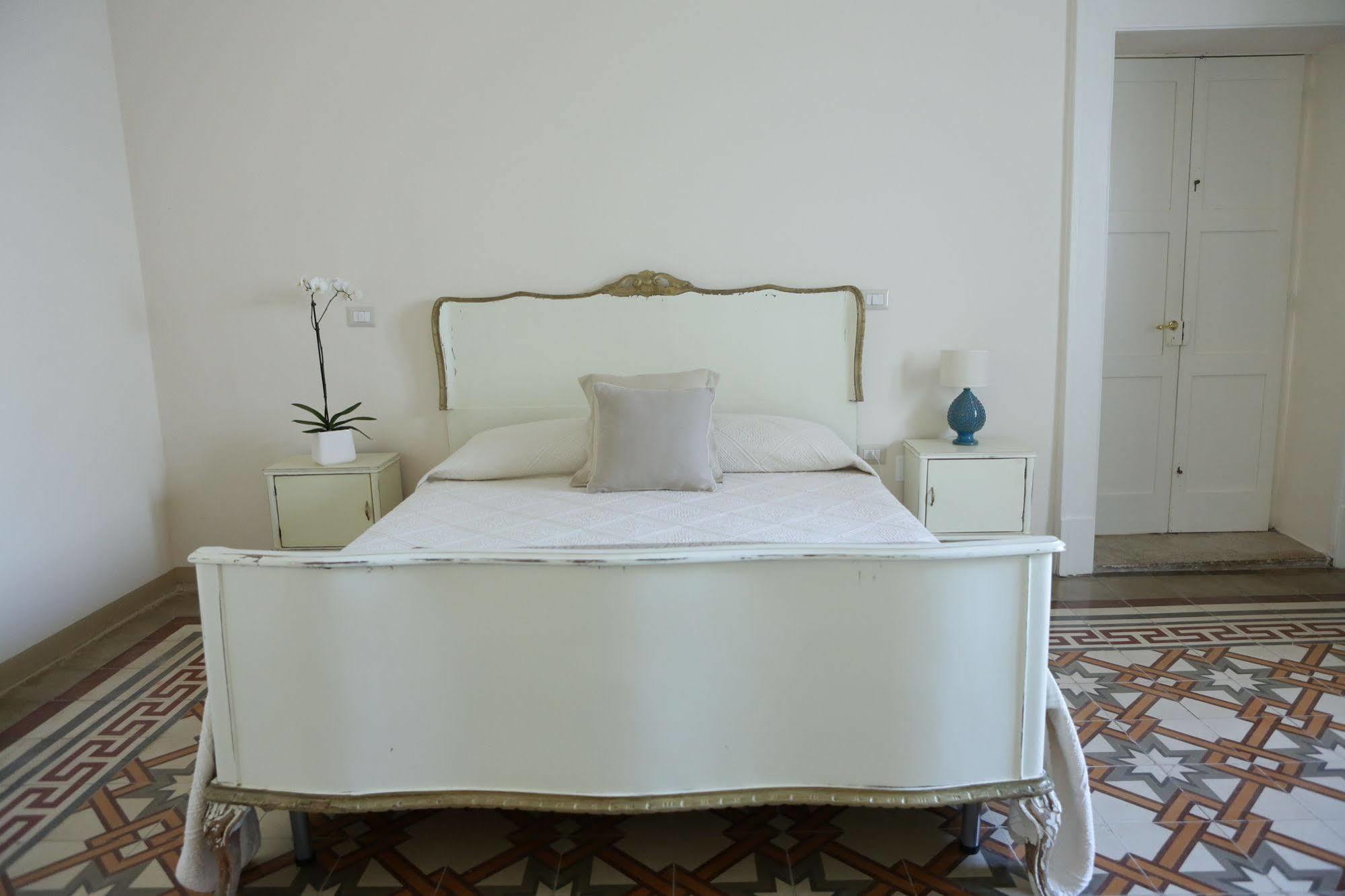 B&B Terra Mar Salve Kültér fotó